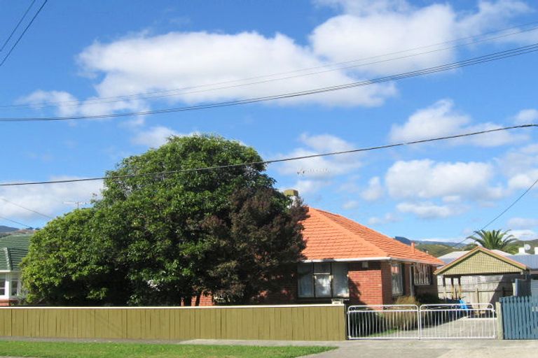 Photo of property in 4 Hazel Street, Ebdentown, Upper Hutt, 5018