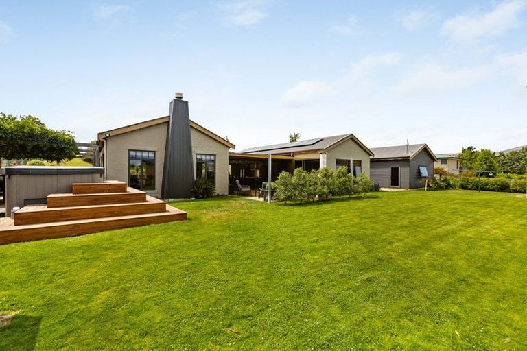 Photo of property in 57 Hall Road, Bannockburn, Cromwell, 9384