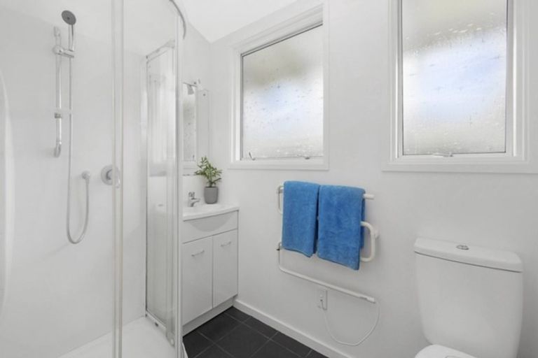 Photo of property in 1/23 Blighs Road, Strowan, Christchurch, 8052