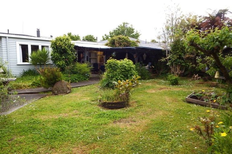 Photo of property in 14 Humphrey Street, Marton, 4710