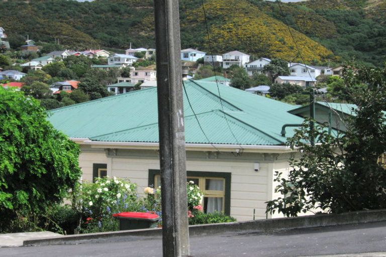 Photo of property in 24 Clyde Street, Island Bay, Wellington, 6023