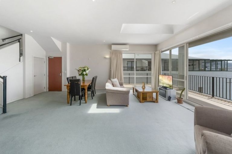 Photo of property in De Vere Apartments, 1/23 Tennyson Street, Te Aro, Wellington, 6011