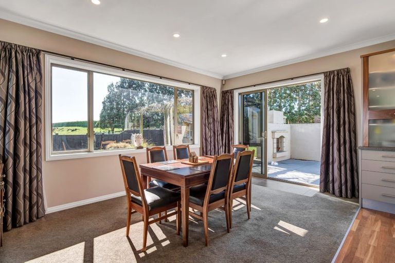 Photo of property in 355 Ngawhini Road, Hawera, 4674