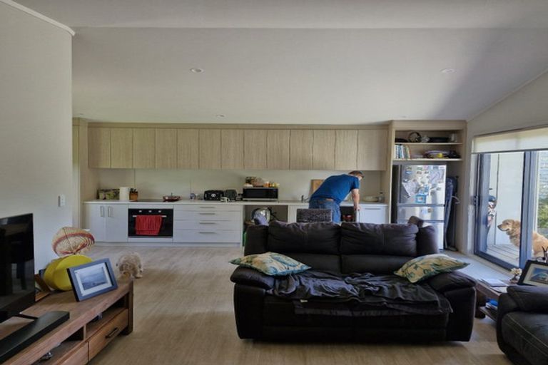 Photo of property in 7 Kapuka Road, Mangere Bridge, Auckland, 2022