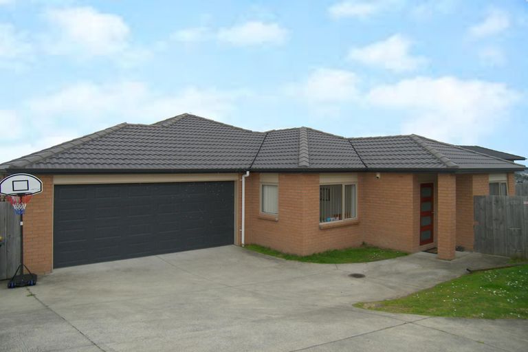 Photo of property in 42 Keri Vista Rise, Papakura, 2110