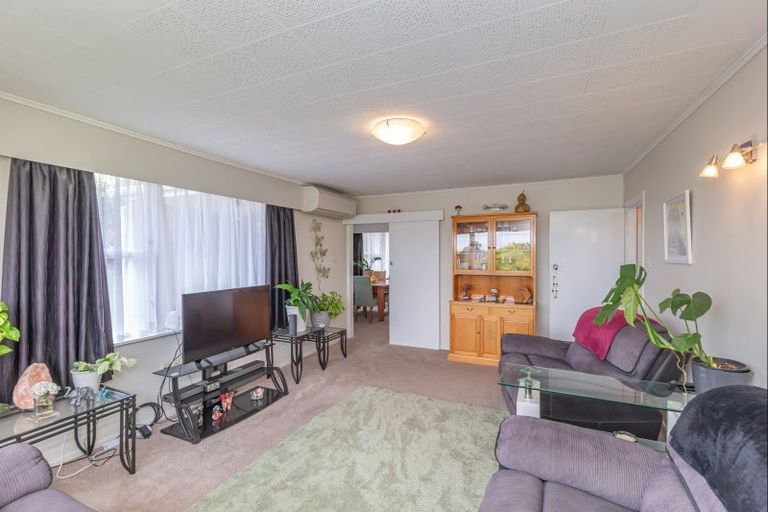 Photo of property in 5 Highbury Drive, Levin, 5510