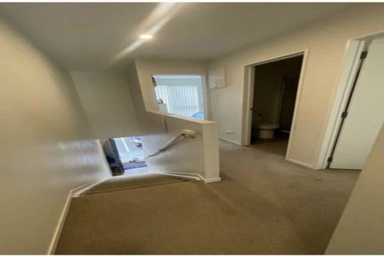 Photo of property in 28 Whai Hua Lane, Mangere Bridge, Auckland, 2022