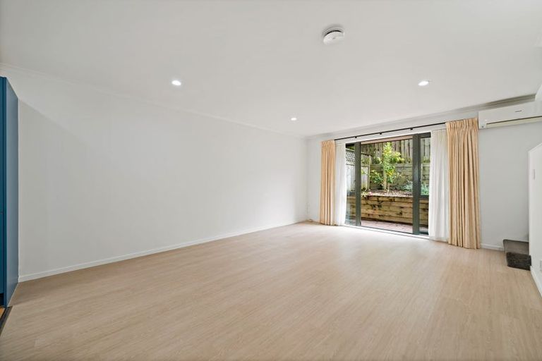 Photo of property in 1/2 Arawa Street, New Lynn, Auckland, 0600