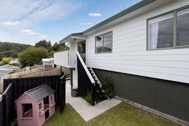 Photo of property in 21b Dingadee Street, Welcome Bay, Tauranga, 3112