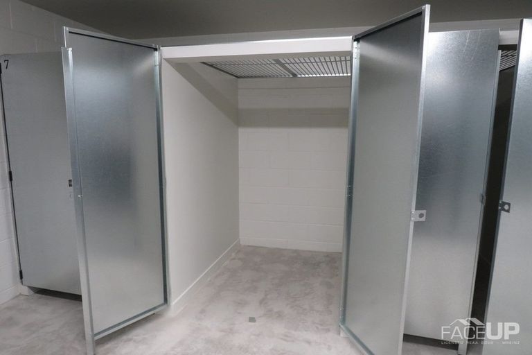 Photo of property in 2/194 Buckley Avenue, Hobsonville, Auckland, 0616