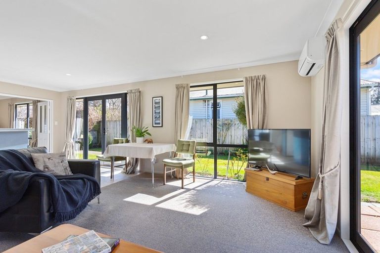 Photo of property in 9a Park Avenue, Oxford, 7430