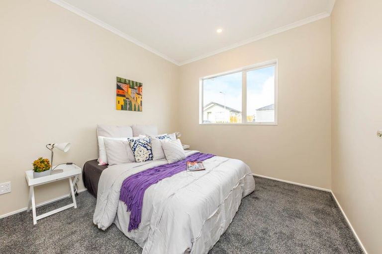 Photo of property in 8 Olivia Road, Pukekohe, 2120