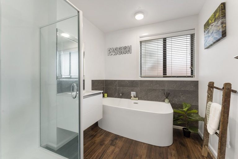 Photo of property in 42 Barnes Road, Redwood, Christchurch, 8051