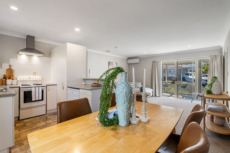 Photo of property in 1/2 Doment Crescent, Orewa, 0931