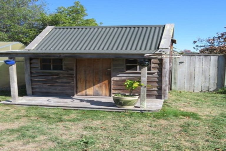 Photo of property in 18 Washington Place, Havelock North, 4130