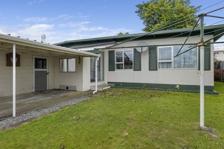 Photo of property in 42e Cutfield Street, Inglewood, 4330