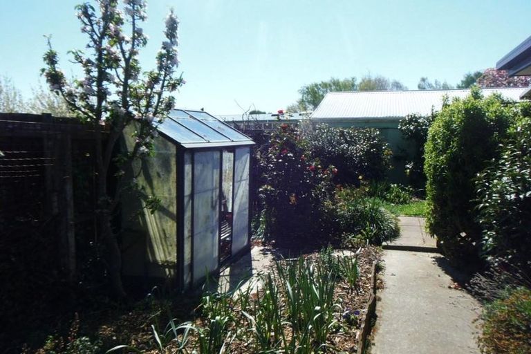 Photo of property in 111 Roydvale Avenue, Burnside, Christchurch, 8053