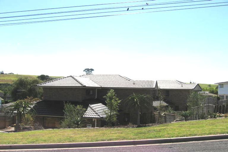 Photo of property in 15b Manuwai Road, Torbay, Auckland, 0630