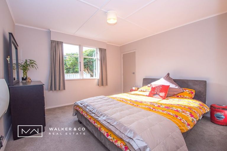 Photo of property in 1/4 Tui Grove, Elderslea, Upper Hutt, 5018