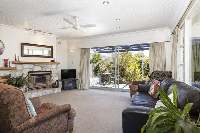Photo of property in 11 Washington Crescent, Redwoodtown, Blenheim, 7201