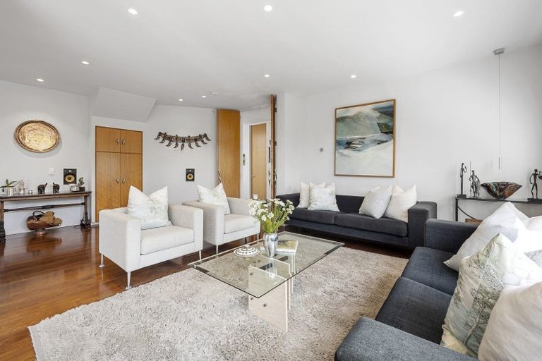 Photo of property in 7 Park Avenue, Takapuna, Auckland, 0622