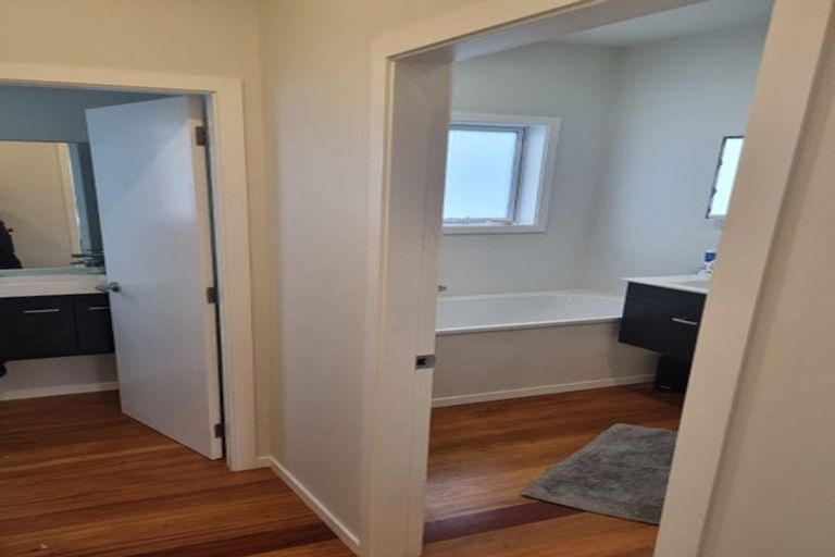 Photo of property in 8a Hataitai Road, Hataitai, Wellington, 6021