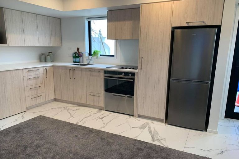 Photo of property in 2/550 Barbadoes Street, Edgeware, Christchurch, 8013