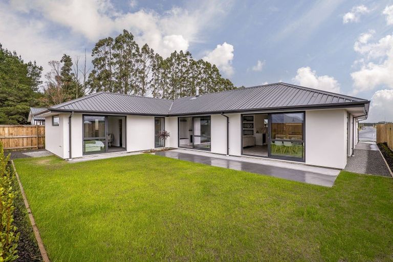 Photo of property in 32 Cooney Avenue, Darfield, 7571