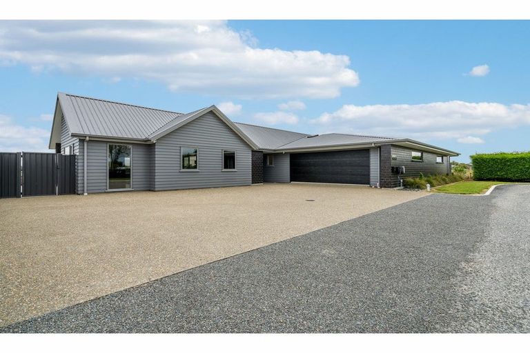 Photo of property in 24 Lindsay Way, Grasmere, Invercargill, 9810