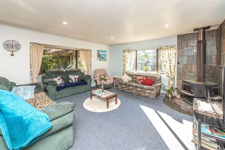 Photo of property in 14 Budge Street, Fordell, Whanganui, 4572