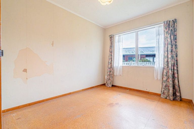 Photo of property in 19 Carnoustie Drive, Wattle Downs, Auckland, 2103