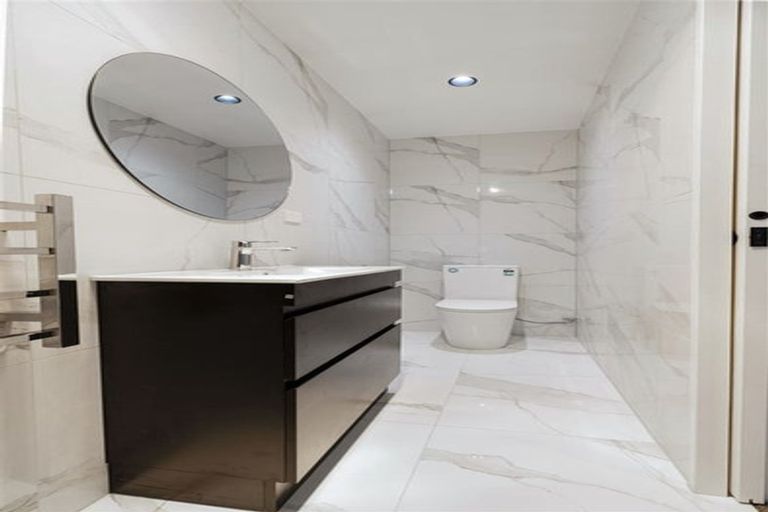 Photo of property in 2/48 Victor Street, Avondale, Auckland, 1026