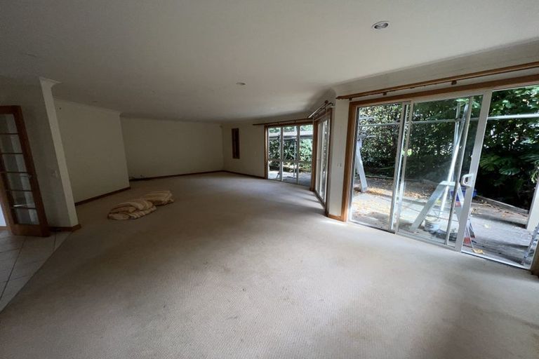 Photo of property in 2/25 Seacliffe Avenue, Belmont, Auckland, 0622