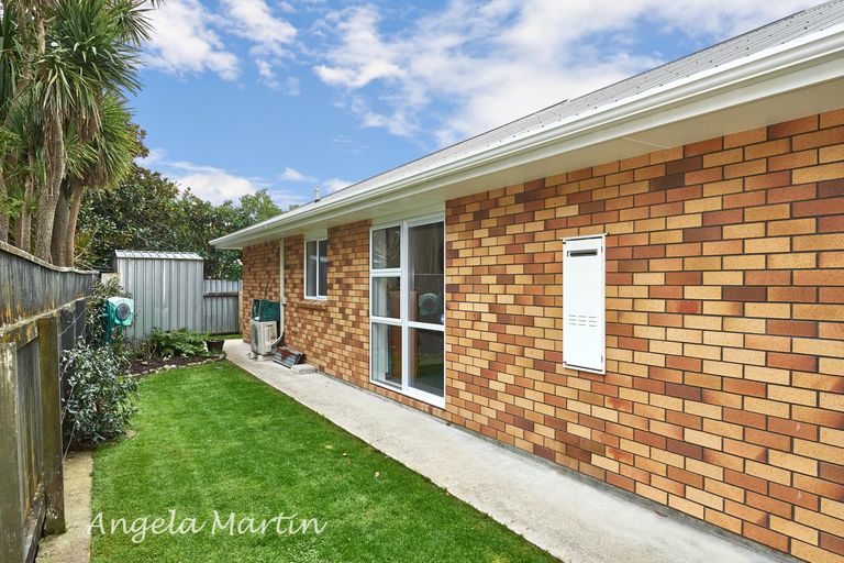 Photo of property in 4 Barnes Court, Roslyn, Palmerston North, 4414