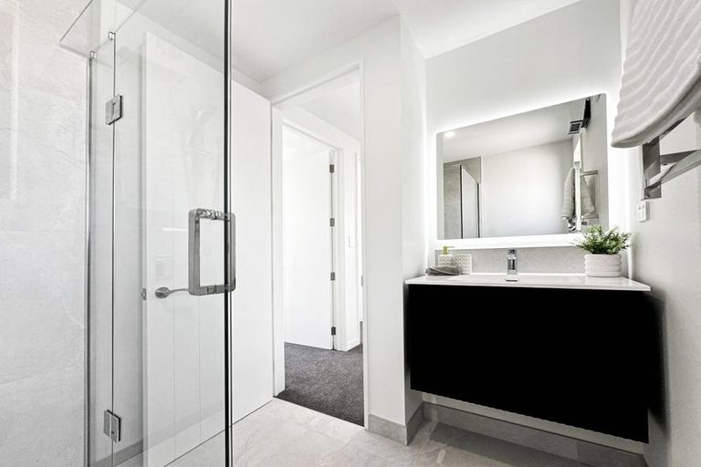 Photo of property in 4/5 Clarence Street South, Addington, Christchurch, 8024