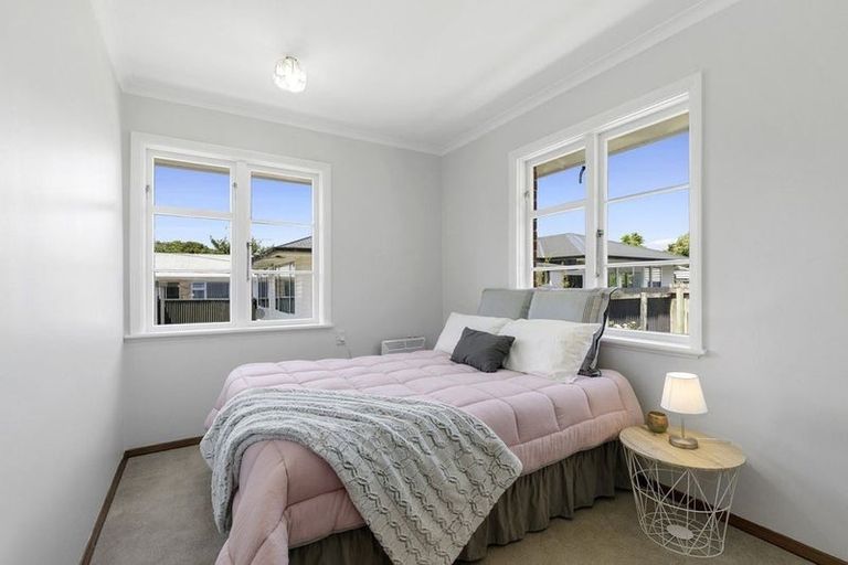 Photo of property in 17 Moonshine Road, Trentham, Upper Hutt, 5018