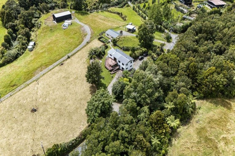 Photo of property in 787 Dover Road, Okato, New Plymouth, 4374