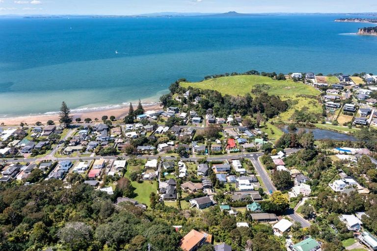 Photo of property in 10 Cochrane Avenue, Arkles Bay, Whangaparaoa, 0932