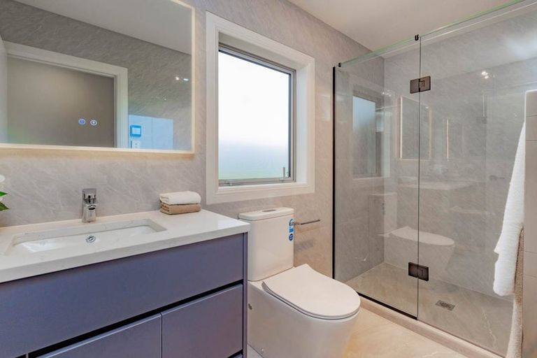 Photo of property in 29 Emerald Avenue, Rosehill, Papakura, 2113