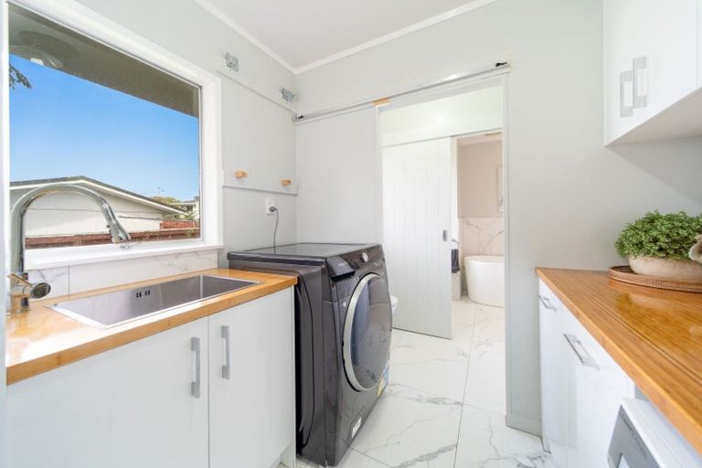 Photo of property in 16 Sierra Avenue, Te Kamo, Whangarei, 0112