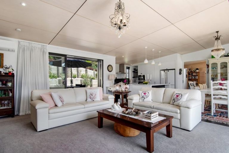 Photo of property in 62 Kayelene Place, Omokoroa, 3114