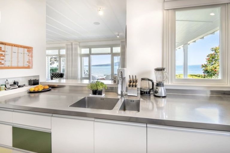 Photo of property in 4 Bath Street, Devonport, Auckland, 0624