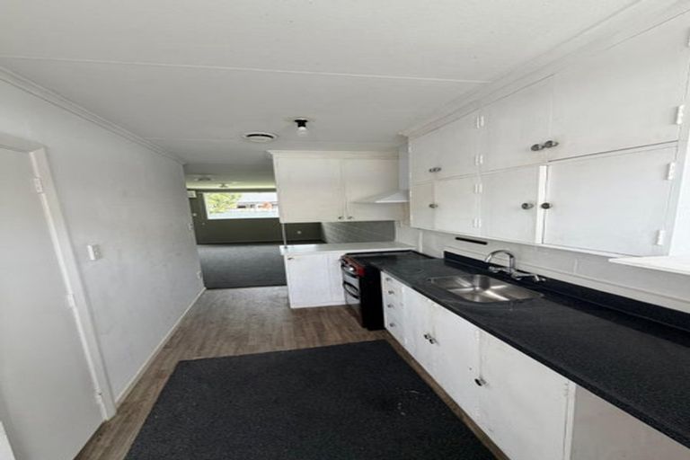 Photo of property in 31 Knowles Street, Terrace End, Palmerston North, 4410