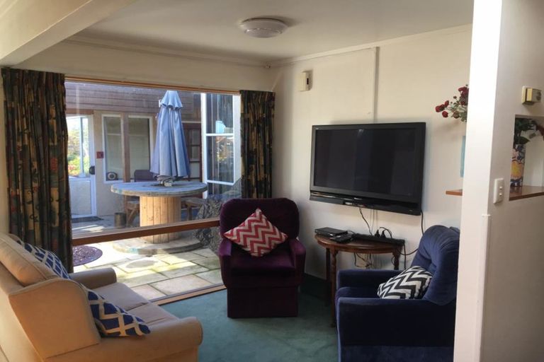 Photo of property in 1-5/82a North Street, Timaru, 7910