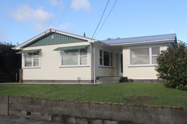 Photo of property in 27 Rosebank Avenue, Avalon, Lower Hutt, 5011