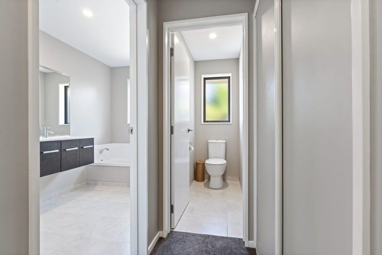 Photo of property in 7 Binyon Place, Rolleston, 7614