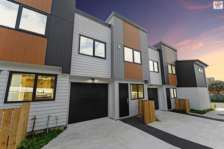 Photo of property in 26c Cape Road, Mangere, Auckland, 2022