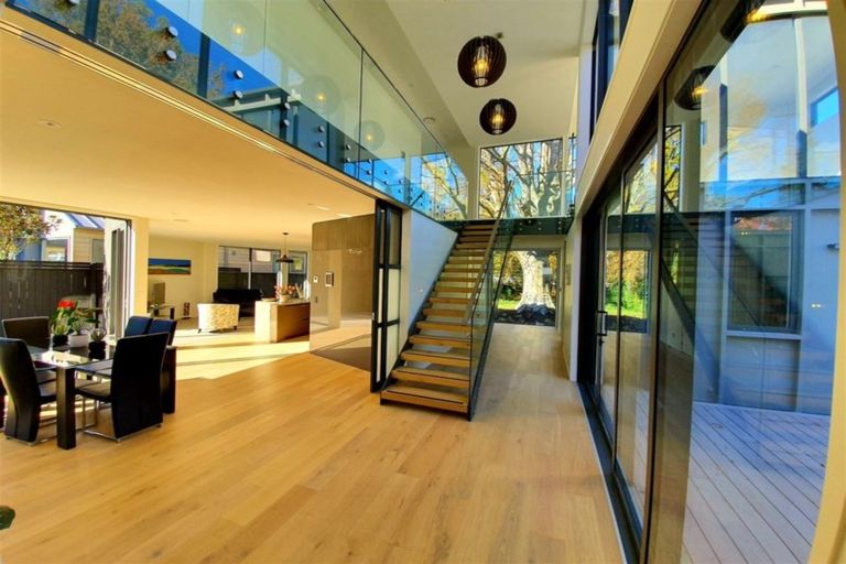 Photo of property in 1a Wood Lane, Fendalton, Christchurch, 8014