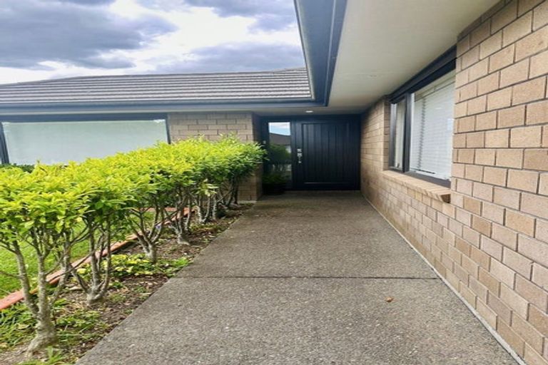 Photo of property in 18 Castellina Drive, Karaka, Papakura, 2113