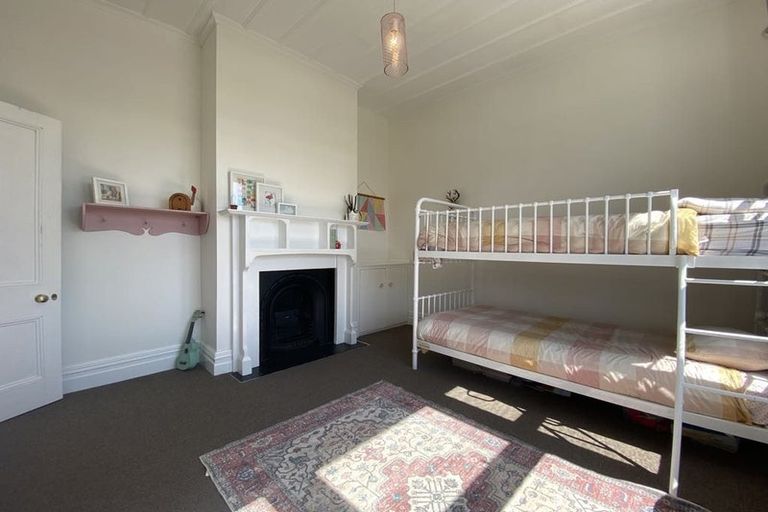 Photo of property in 54 Belt Road, New Plymouth, 4310